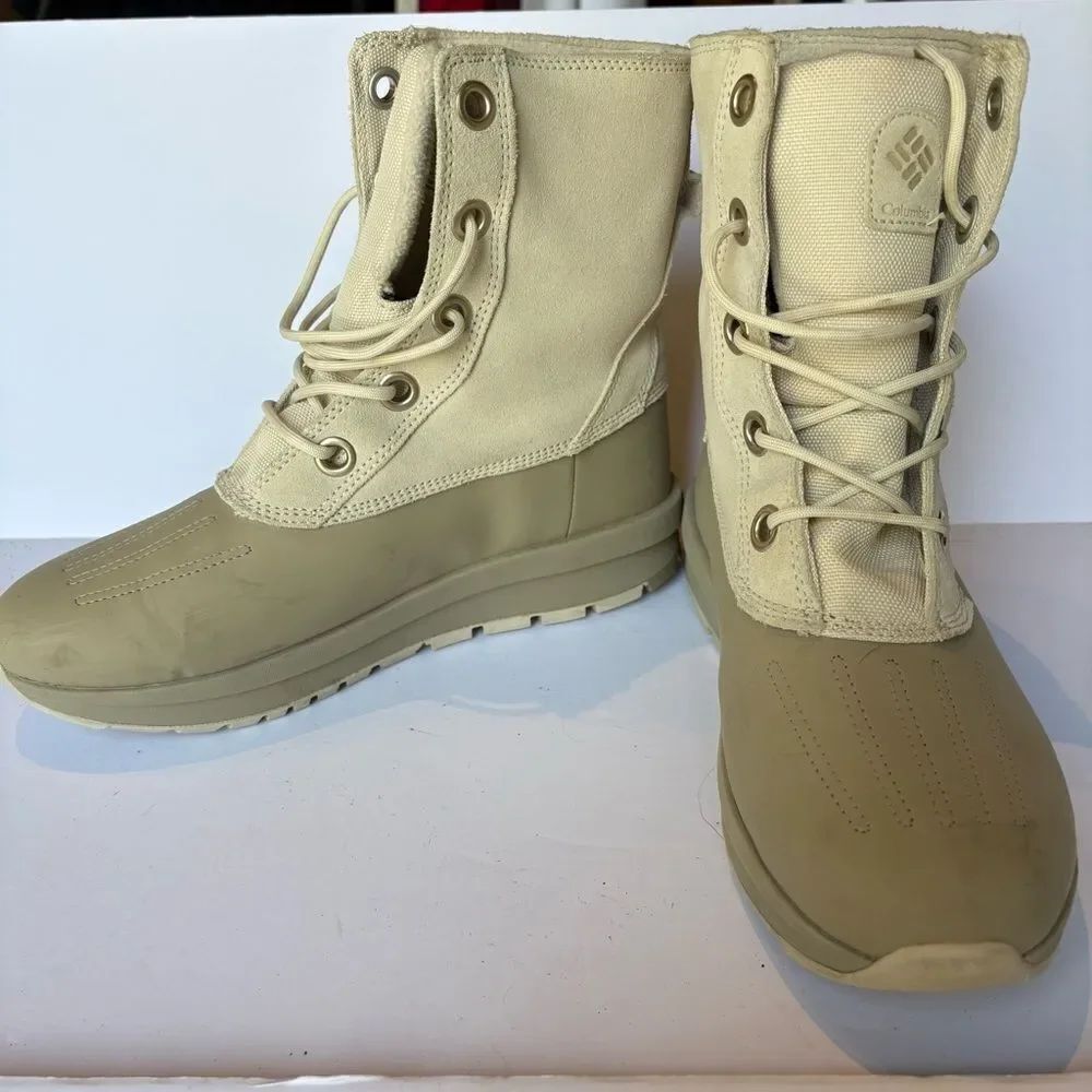 Columbia Omni Heat Moritza Women's Light Tan Lace-Up Snow Boots Size 9.5